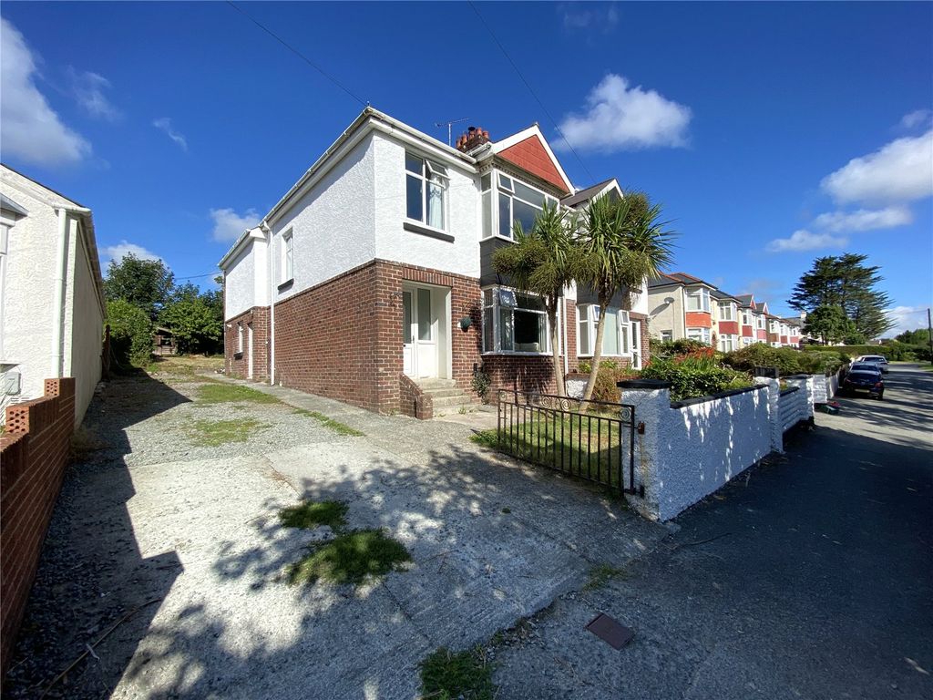3 bed semidetached house for sale in Crowhill, Haverfordwest SA61 Zoopla