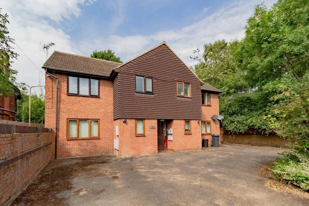 1 bed flat for sale in Ash Court, Hill View, Ashford, Kent TN24 Zoopla