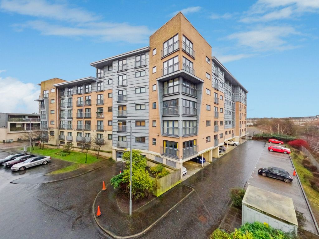 Barrland Court, Pollokshields, Glasgow G41  