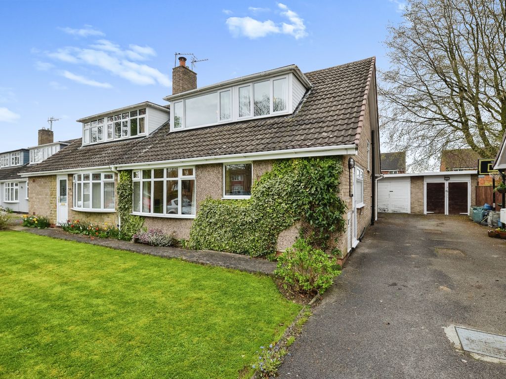 3 bed semidetached house for sale in Thornaby Road, Thornaby, Stockton