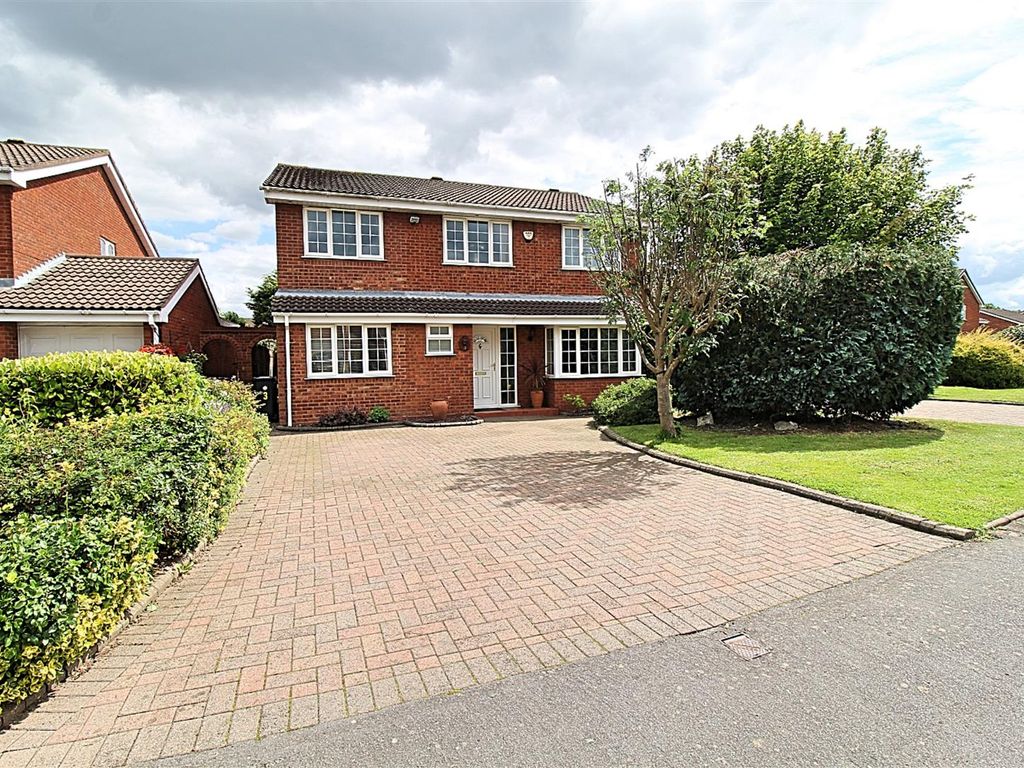 5 bed detached house for sale in Faircroft Road, Castle Bromwich