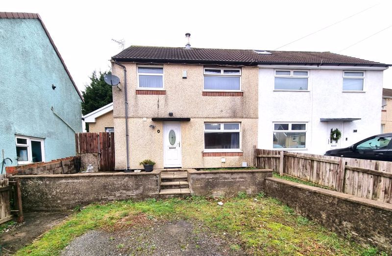 3 bed semidetached house for sale in Heol Graigwen, Caerphilly CF83, £