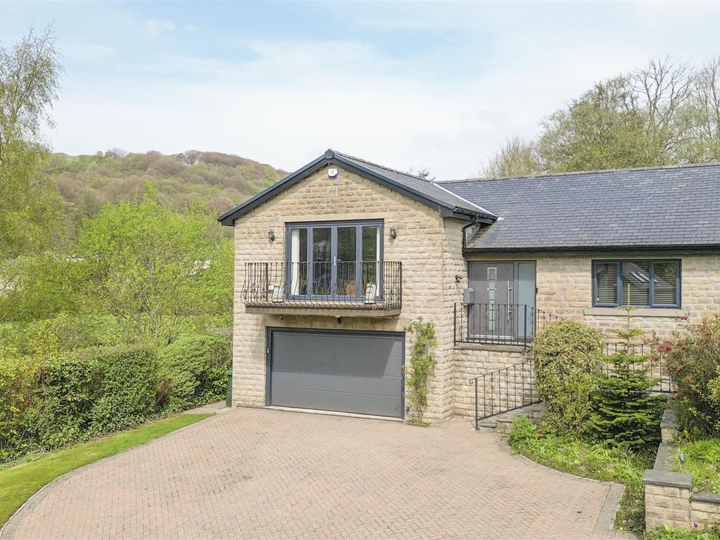 7 bed detached house for sale in Park View Close, Rawtenstall