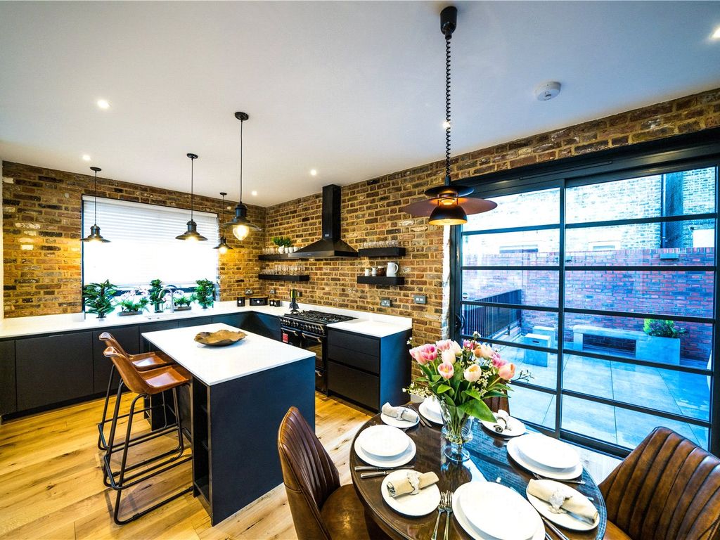 Arlington Road, Ealing W13  