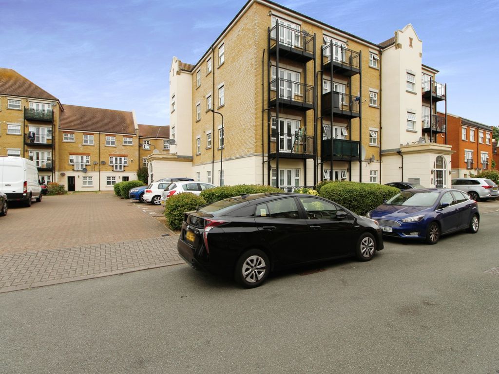2 bed flat for sale in Rose Bates Drive, Kingsbury, London NW9 Zoopla