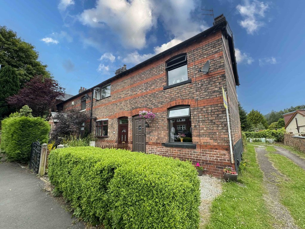 2 bed cottage for sale in Todd Lane North, Lostock Hall PR5, £195,000