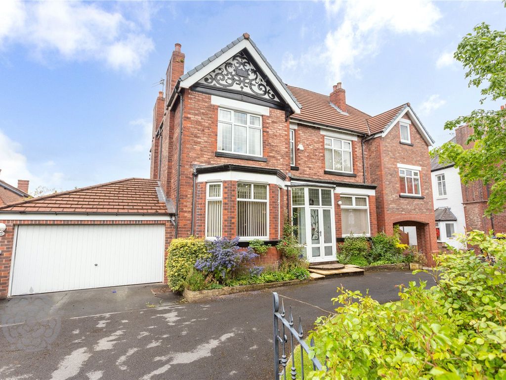 6 bed detached house for sale in Broadoak Road, Worsley, Manchester M28