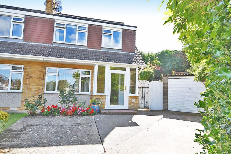 3 bed semidetached house for sale in Hill Brow, Maidstone ME14, £