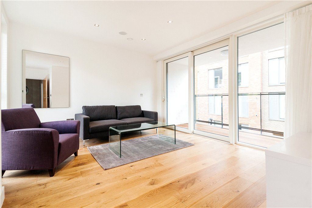 2 bed flat to rent in Pear Tree Street, London EC1V Zoopla