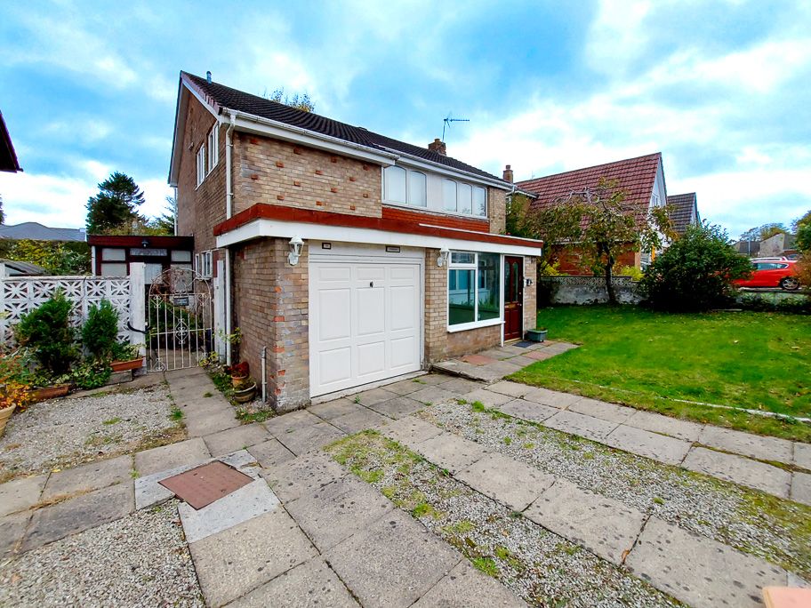 4 bed detached house for sale in Woodlands Grove, Kilmarnock KA3, £
