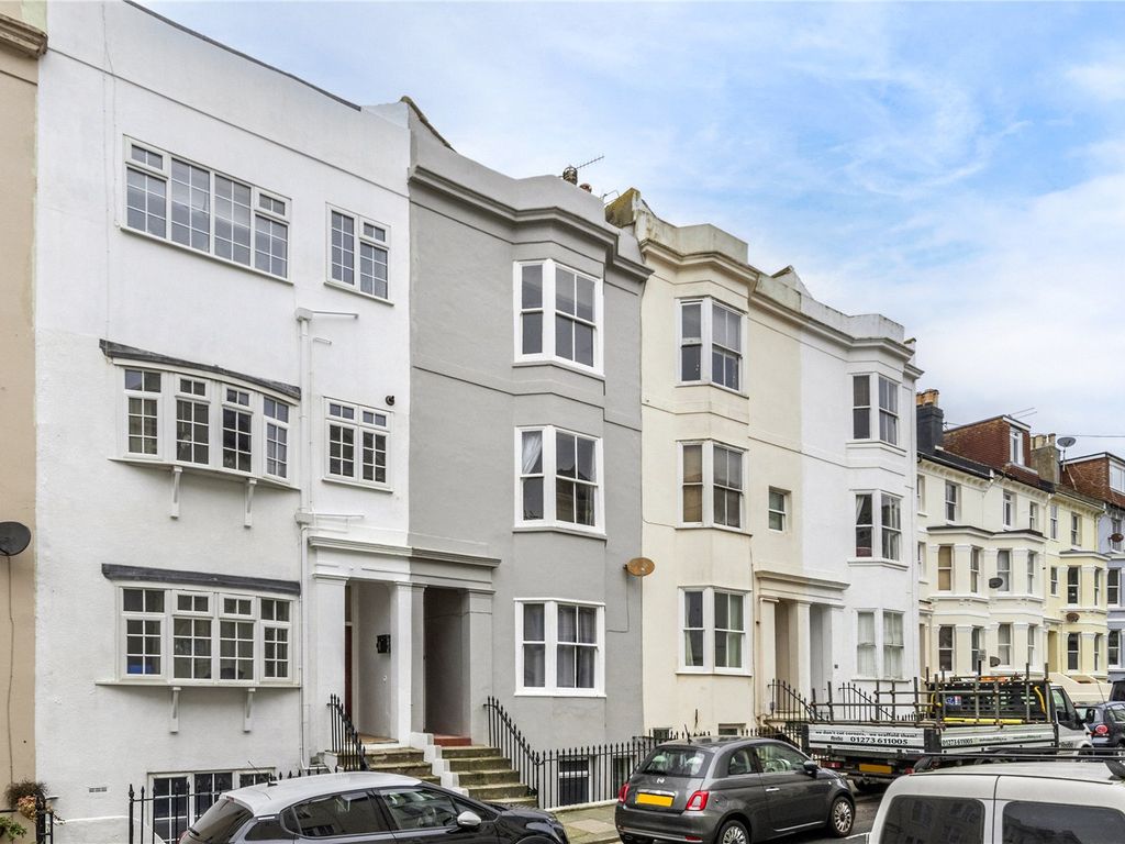 1 bed flat for sale in Lansdowne Street, Hove, East Sussex BN3, £