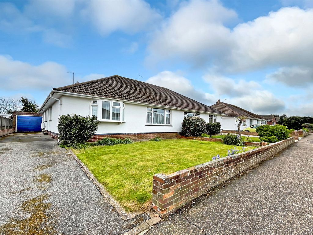 3 bed bungalow for sale in Hillview Crescent, East Preston