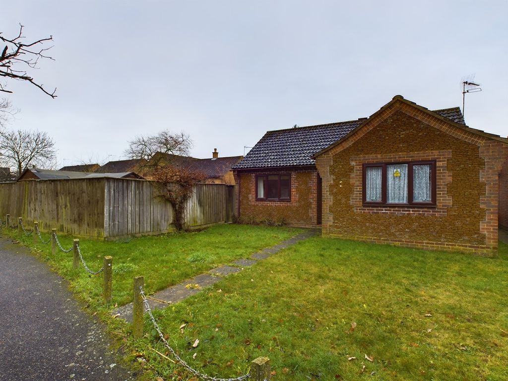 2 bed detached bungalow for sale in Finsbury Close, Downham Market PE38