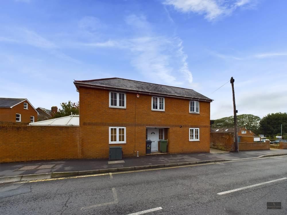 3 bed property for sale in Union Road, Exeter EX4, £325,000 Zoopla