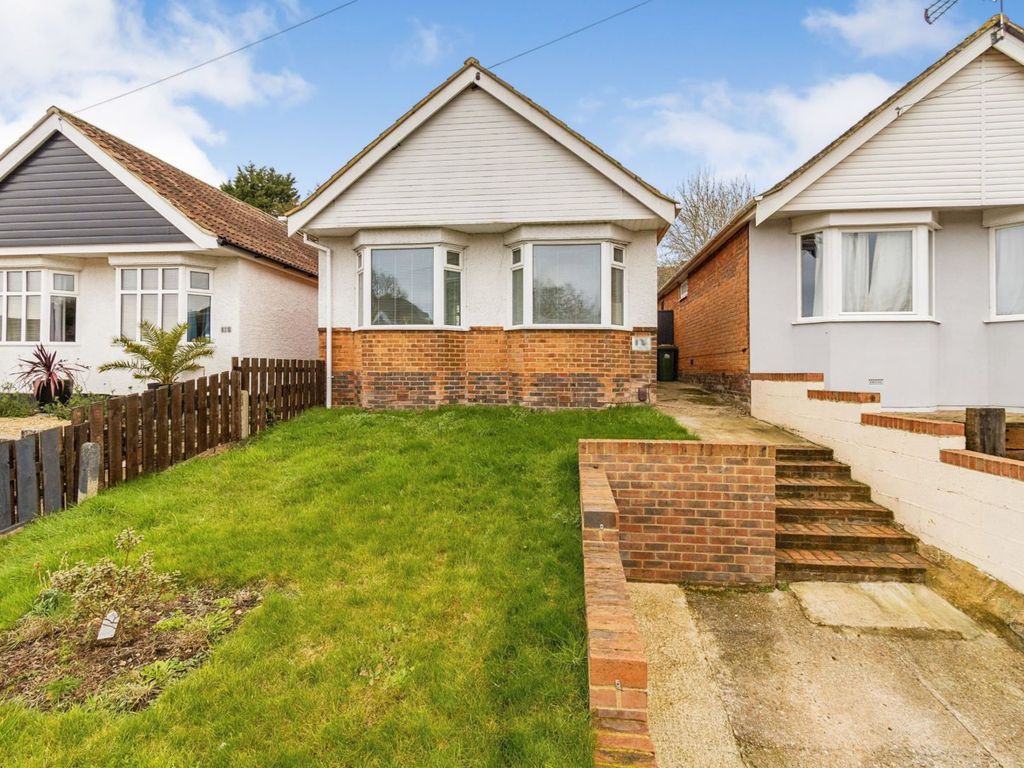 2 bed detached bungalow for sale in Woodmill Lane, Southampton SO18