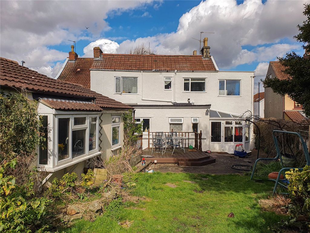 4 bed semidetached house for sale in Downend Road, Fishponds, Bristol