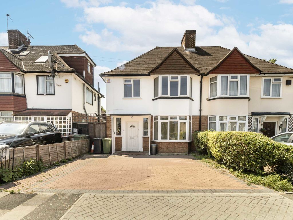 3 bed semidetached house to rent in Sydenham Park Road, London SE26, £2,250 pcm Zoopla