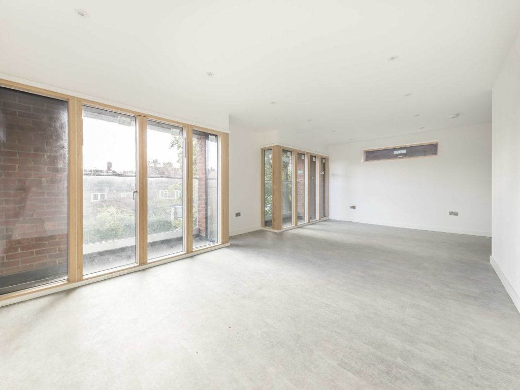 2 bed flat for sale in Conyers Road, London SW16, £575,000 Zoopla