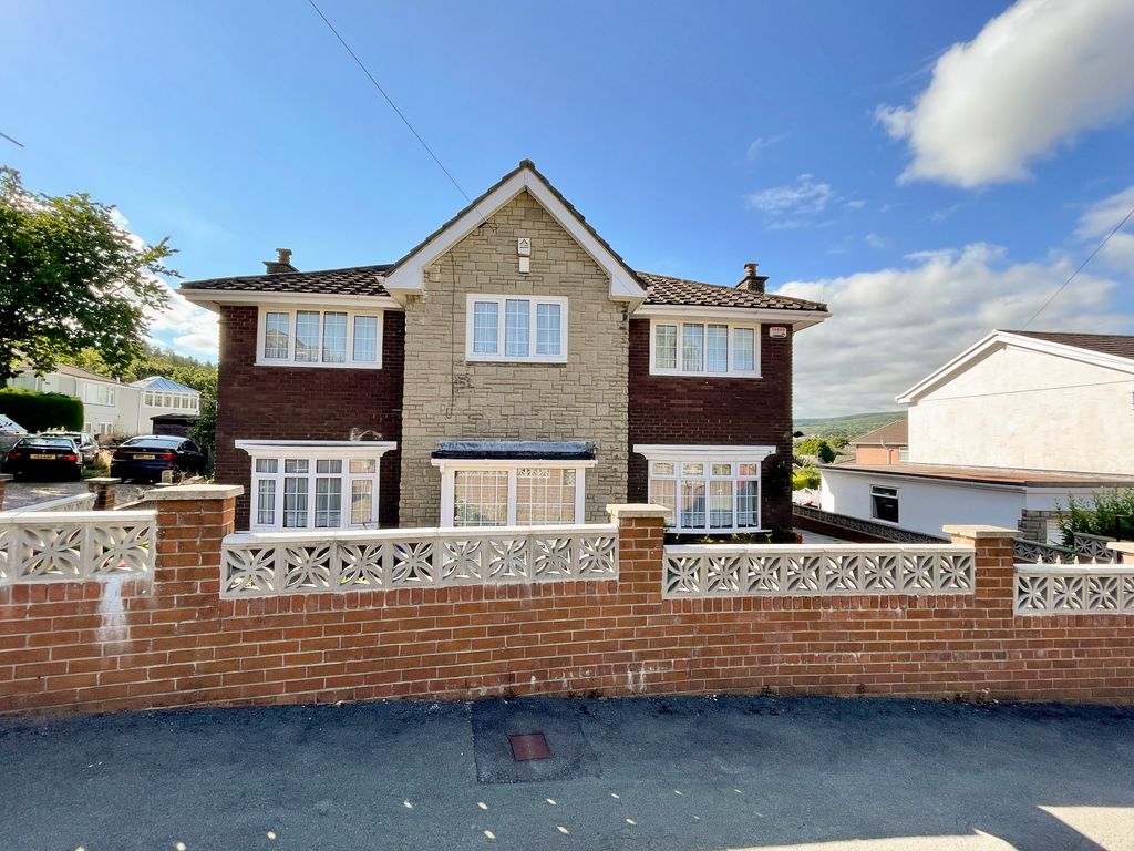 4 bed detached house for sale in Lakeside Gardens, Merthyr Tydfil CF48
