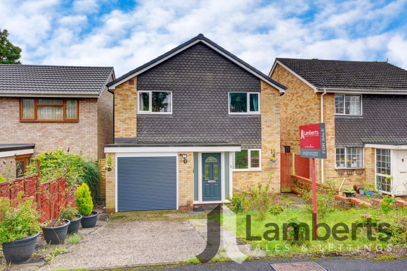 4 bed detached house for sale in Tredington Close, Woodrow South
