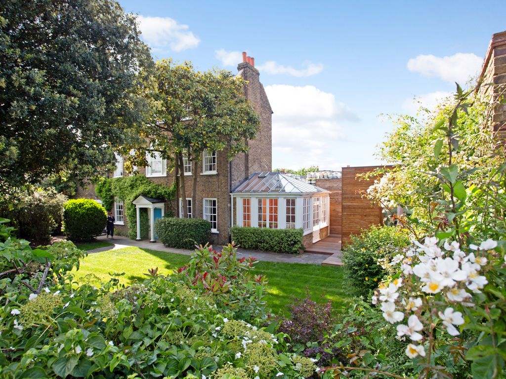 5 bed detached house for sale in Colne Road, Twickenham TW2, £2,250,000 Zoopla