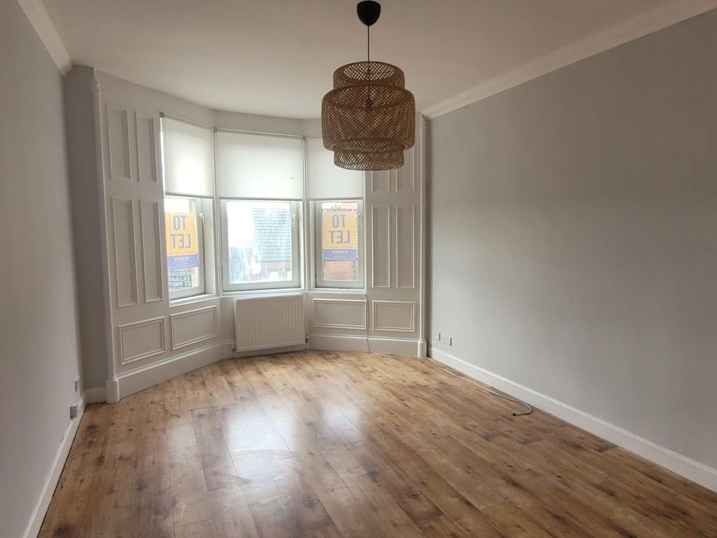 2 bed flat to rent in Tollcross Road, Glasgow G32, £1,000 pcm Zoopla