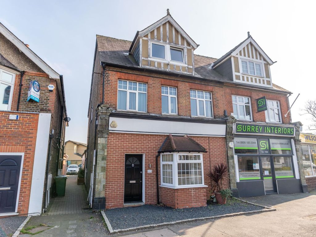 1 bed flat to rent in Molesey Road, Hersham, WaltonOnThames KT12, £