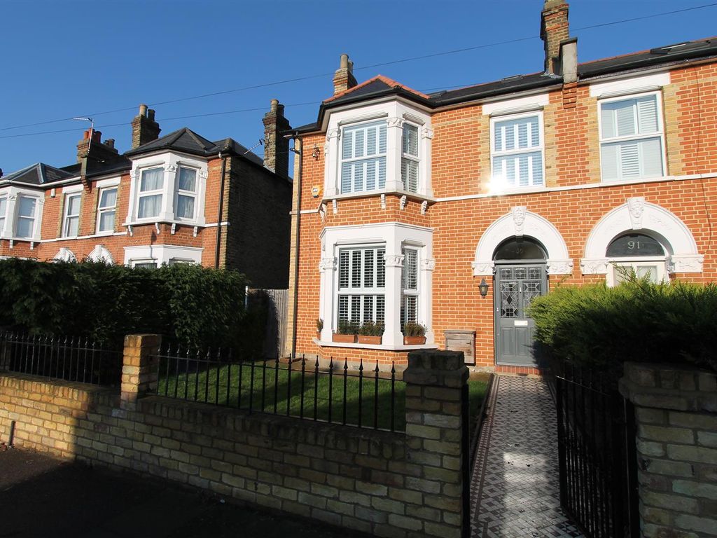 Earlshall Road, London SE9  