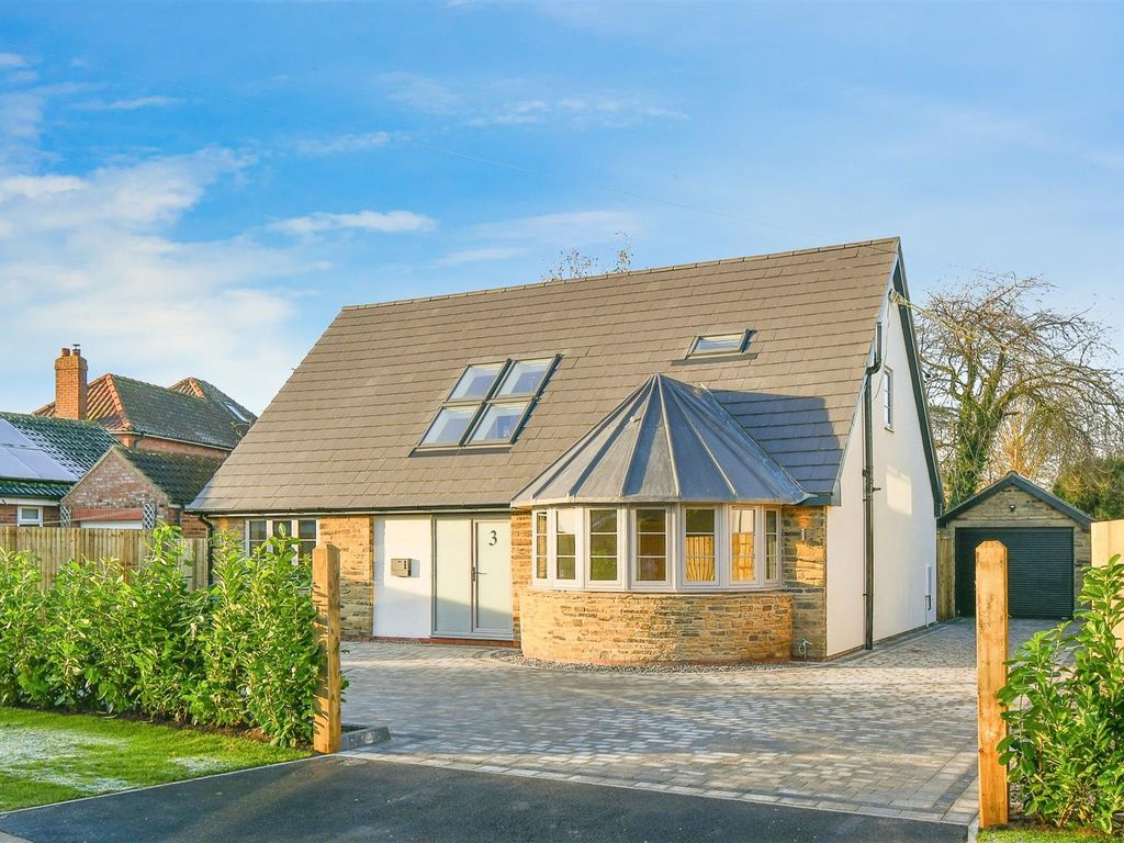 5 bed detached house for sale in Temple Garth, Copmanthorpe, York YO23, £875,000 Zoopla