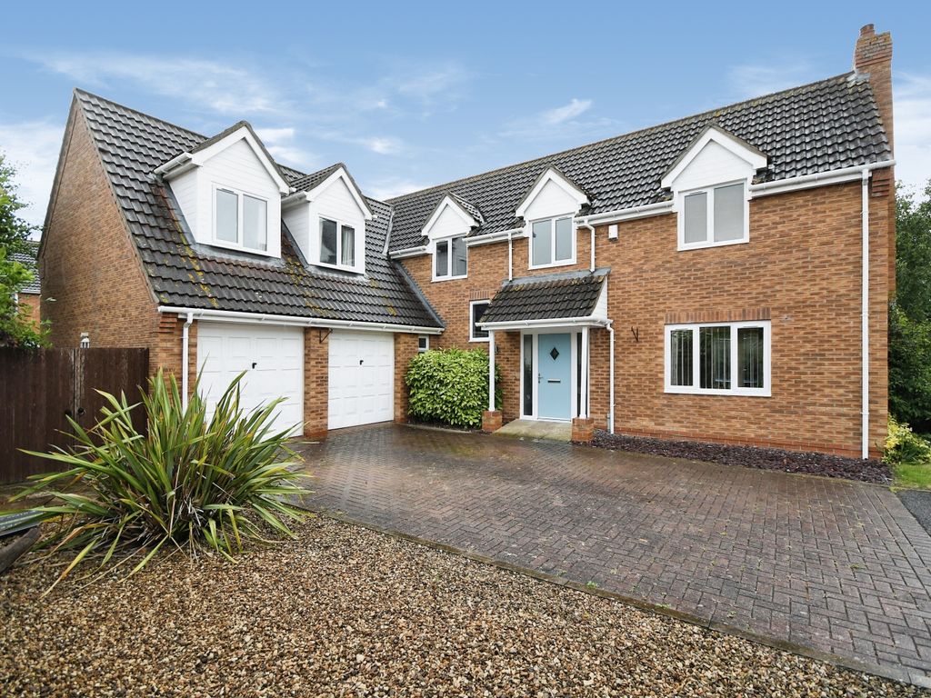 4 bed detached house for sale in Ballerini Way, Saxilby, Lincoln