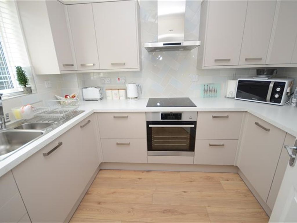 2 bed flat for sale in Seaham Close, South Shields NE34 Zoopla