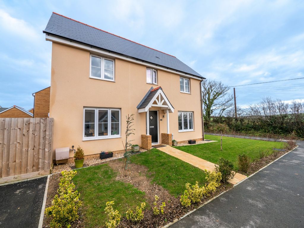 3 bed detached house for sale in Fulmar Road, Bude EX23 Zoopla