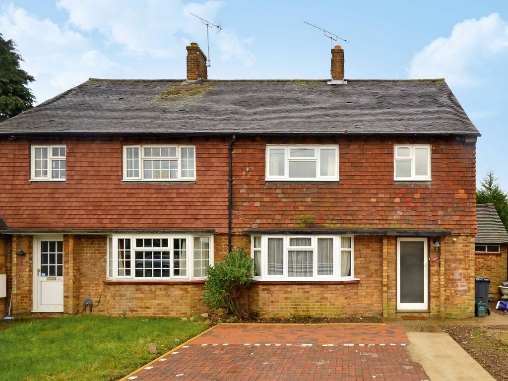 3 bed terraced house to rent in Southway, Guildford GU2 Zoopla