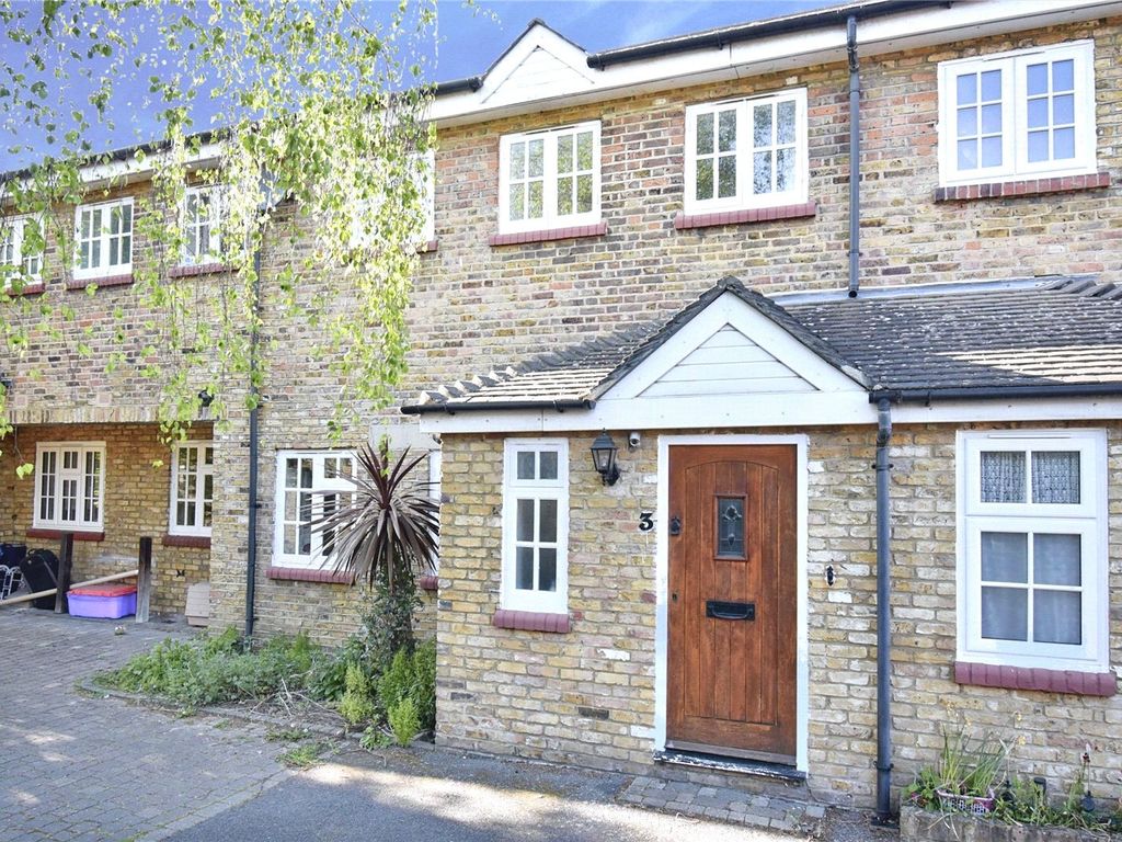 2 bed terraced house to rent in Bedford Mews, Aitken Road, London SE6