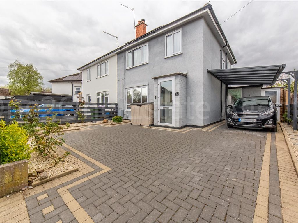 3 bed semidetached house for sale in The Close, Oakfield, Cwmbran NP44