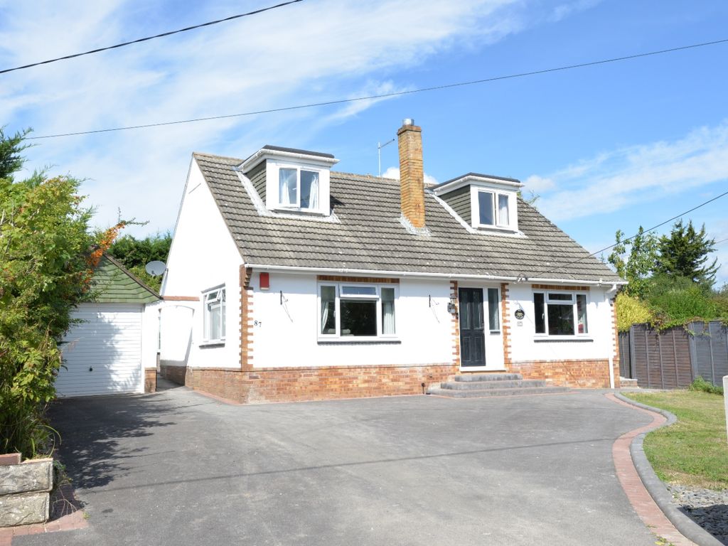 4 bed property for sale in Ashley Road, New Milton BH25 Zoopla
