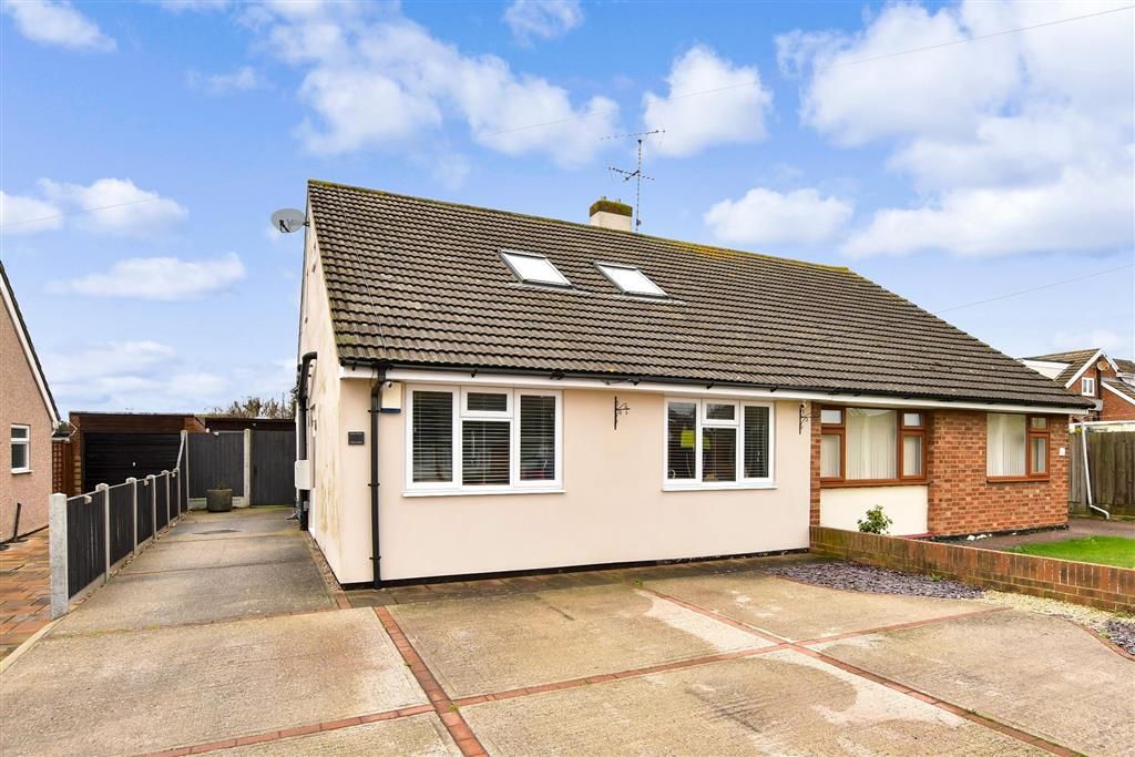 3 bed bungalow for sale in Torquay Close, Rayleigh, Essex SS6 Zoopla