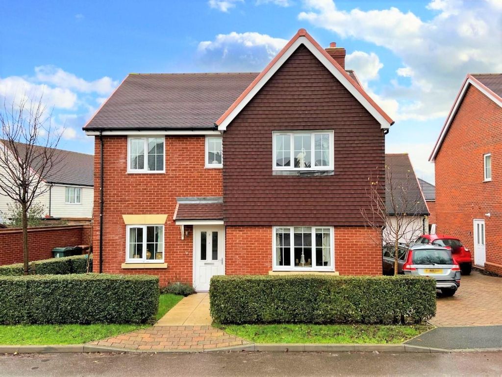 4 bed detached house for sale in Wheatfields, Aldington, Ashford TN25