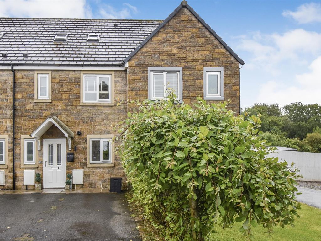 4 bed terraced house for sale in Meadowlands, Broughton Moor, Maryport