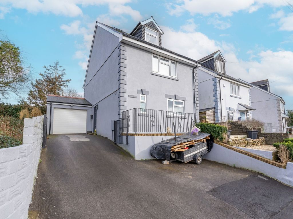 4 bed town house for sale in Pyle Road, Pyle CF33, £250,000 Zoopla