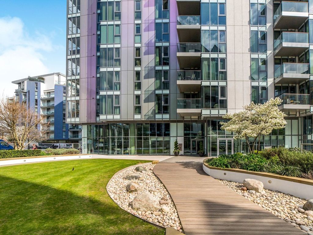 3 Eastfields Avenue, Wandsworth SW18  