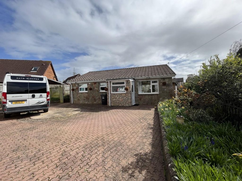 3 bed bungalow for sale in Laburnum Grove, Portskewett, Caldicot NP26