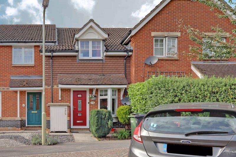 2 bed terraced house to rent in Quob Farm Close, West End, Southampton