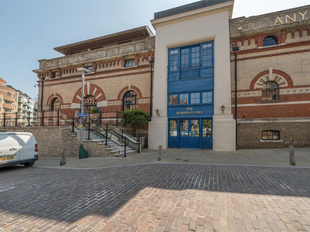 2 bed flat to rent in Bonded Stores, Brewery Square, Dorchester DT1, £