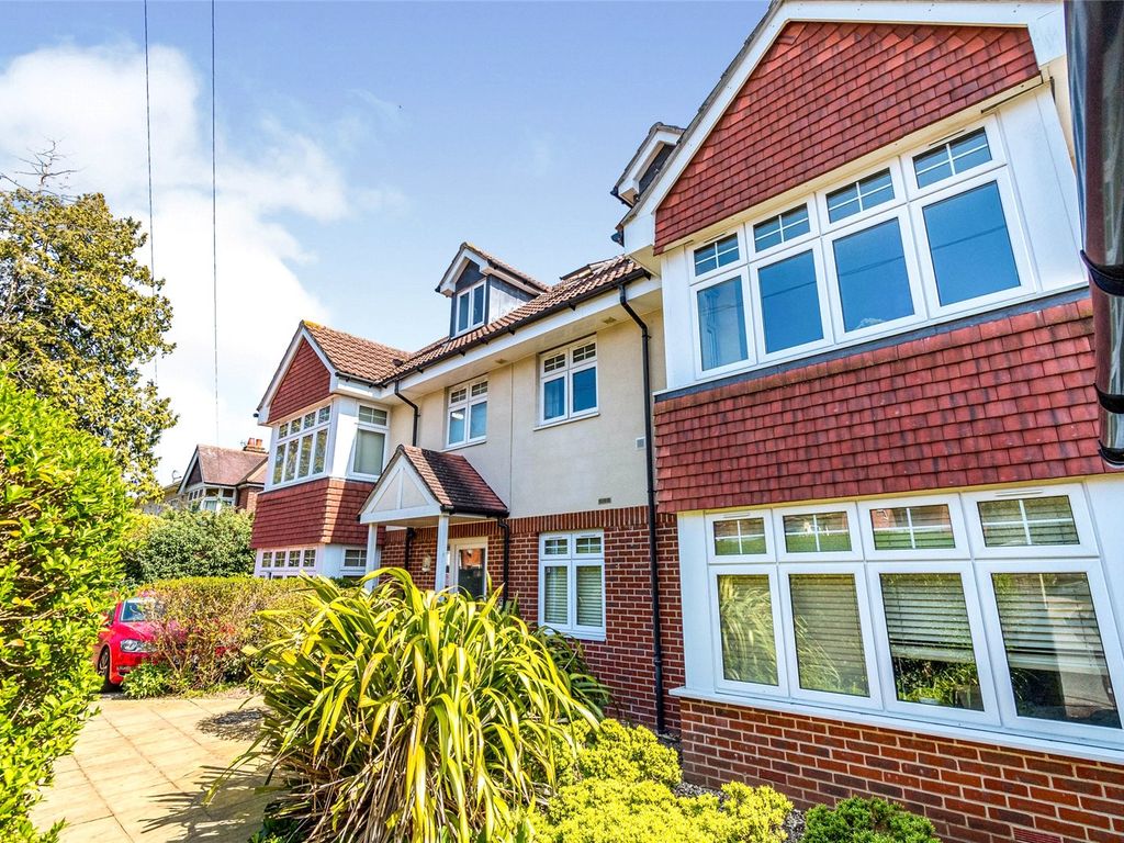 2 bed flat for sale in Belmont Road, Portswood, Southampton, Hampshire