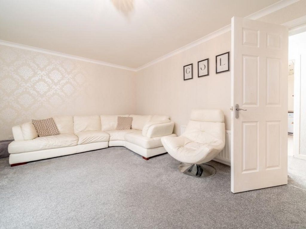 2 bed flat for sale in Roxburgh Street, Greenock PA15 Zoopla