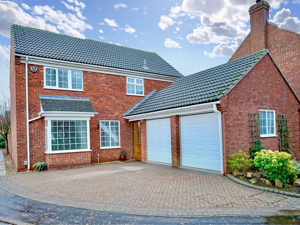 4 bed detached house for sale in Silverweed, Eaton Ford, St Neots PE19