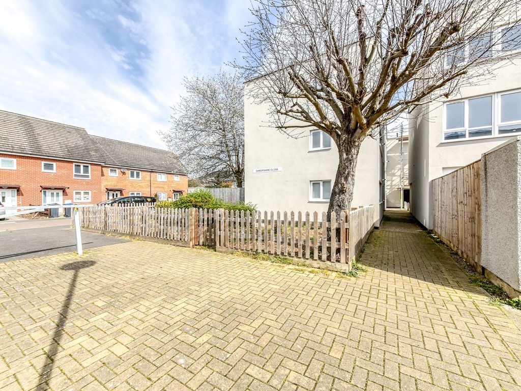 1 bed flat for sale in Shropshire Close, Mitcham CR4 Zoopla