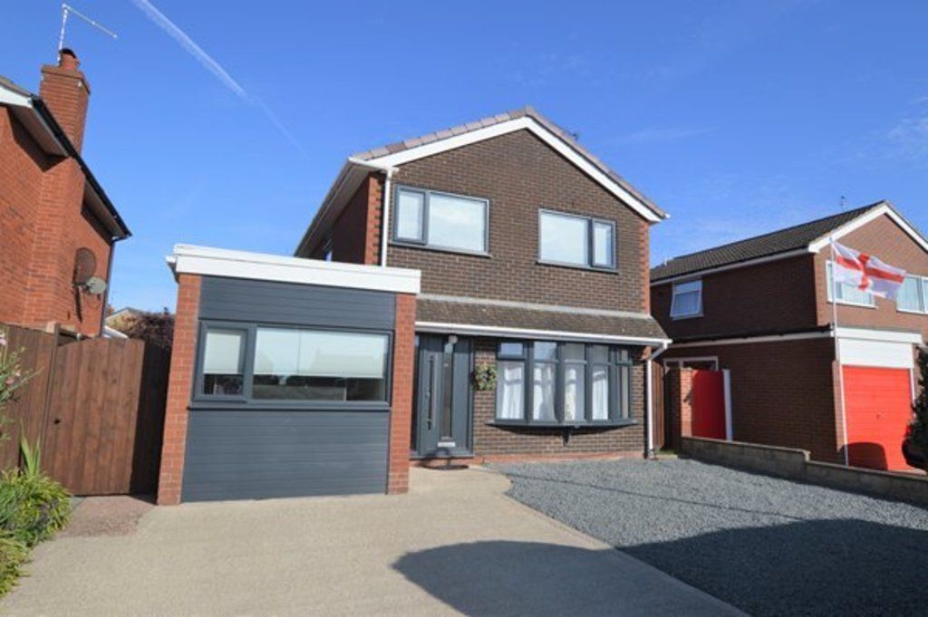 4 bed detached house for sale in Farcroft Drive, Market Drayton TF9