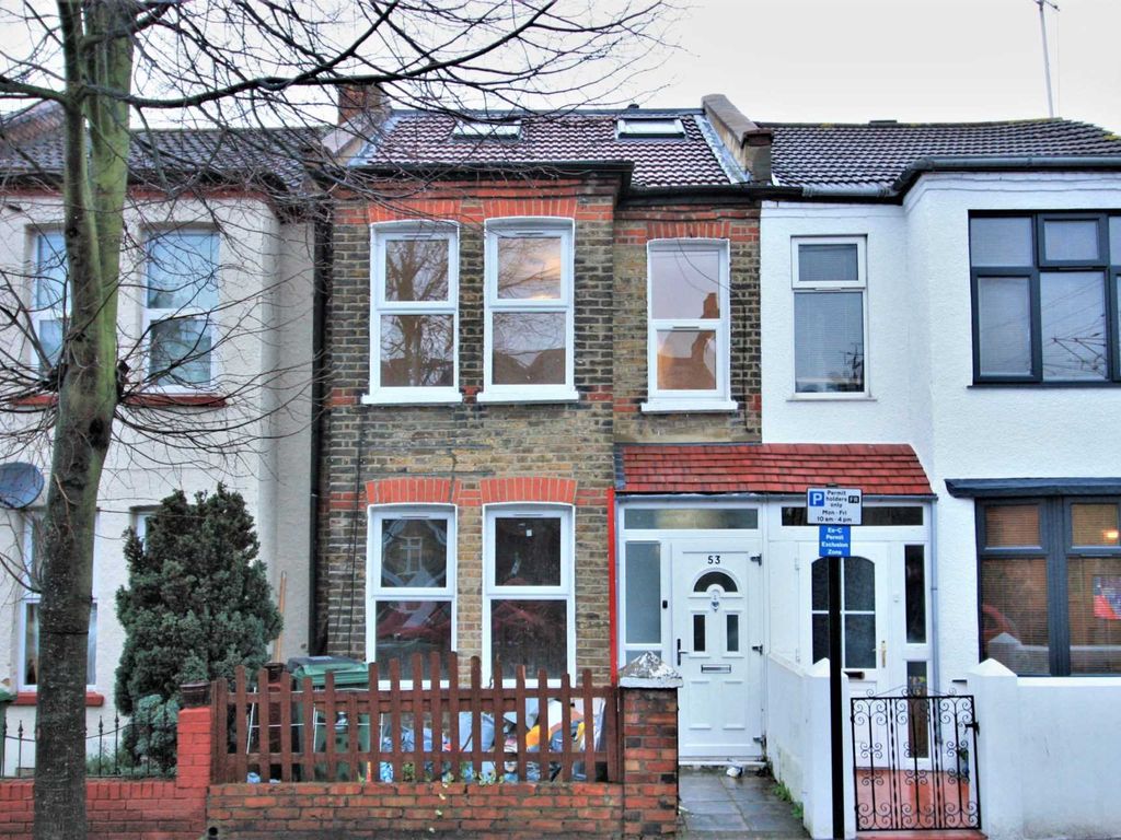 5 bed terraced house to rent in Macdonald Road, London E17, £2,850 pcm